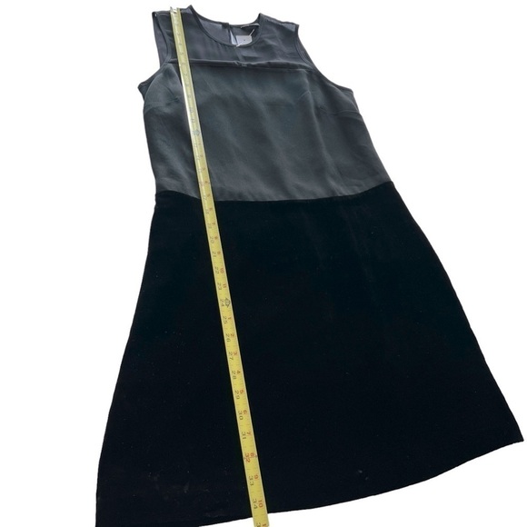 Ann Taylor Sleeveless Cocktail Dress in Black Color Size 2 - Picture 7 of 11